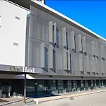 One Hotel&restaurant Hotel 4*