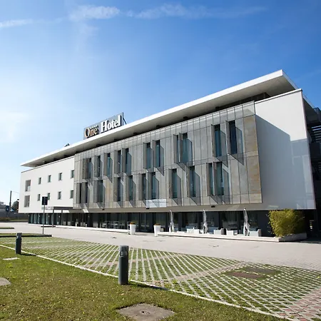 Hotel One Hotel&restaurant 4*