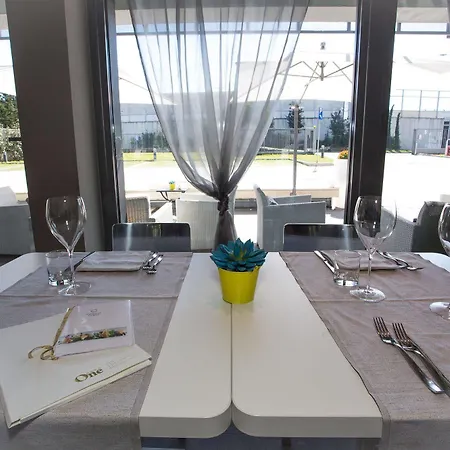 One & Restaurant