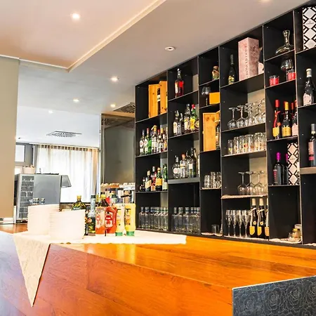 One Hotel&restaurant Hotel 4*
