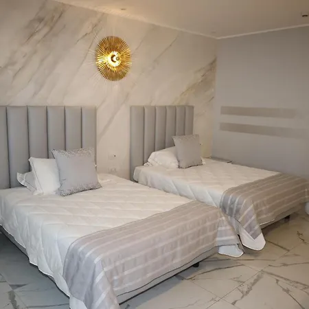One Hotel&restaurant 4*