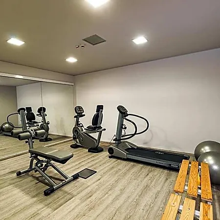 Hotel One & Restaurant 4*