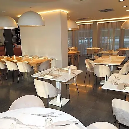One & Restaurant Hotel Dalmine