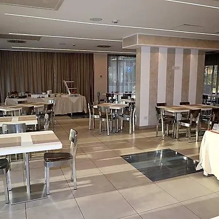 One Hotel&restaurant