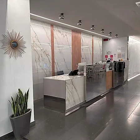 One & Restaurant Hotel 4*
