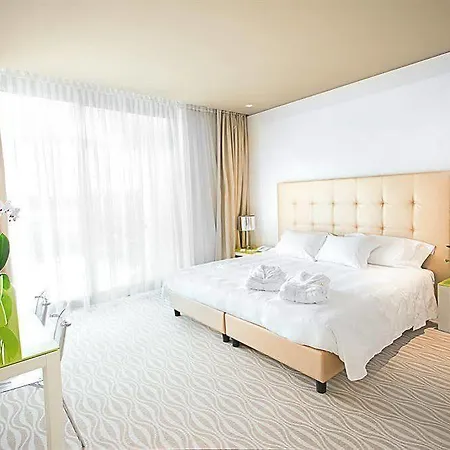 One & Restaurant 4* Dalmine