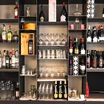 One & Restaurant 4*