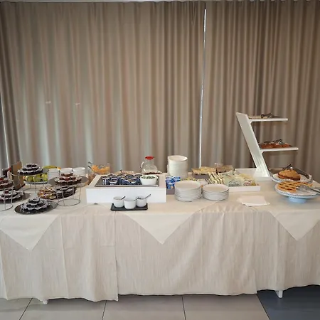 One Hotel&restaurant Hotel 4*